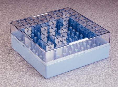 耐洁/Nalgene_867013-0245_彩色冻存盒_PC 分类（每种颜色4个加4个白色） 用于1.0-2.0ml的小瓶 4个/包 24个/箱